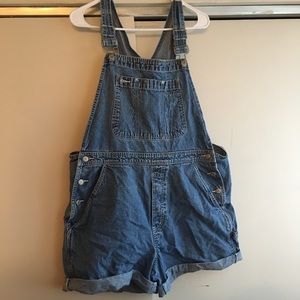SALE GAP Overall Shorts VTG 90s